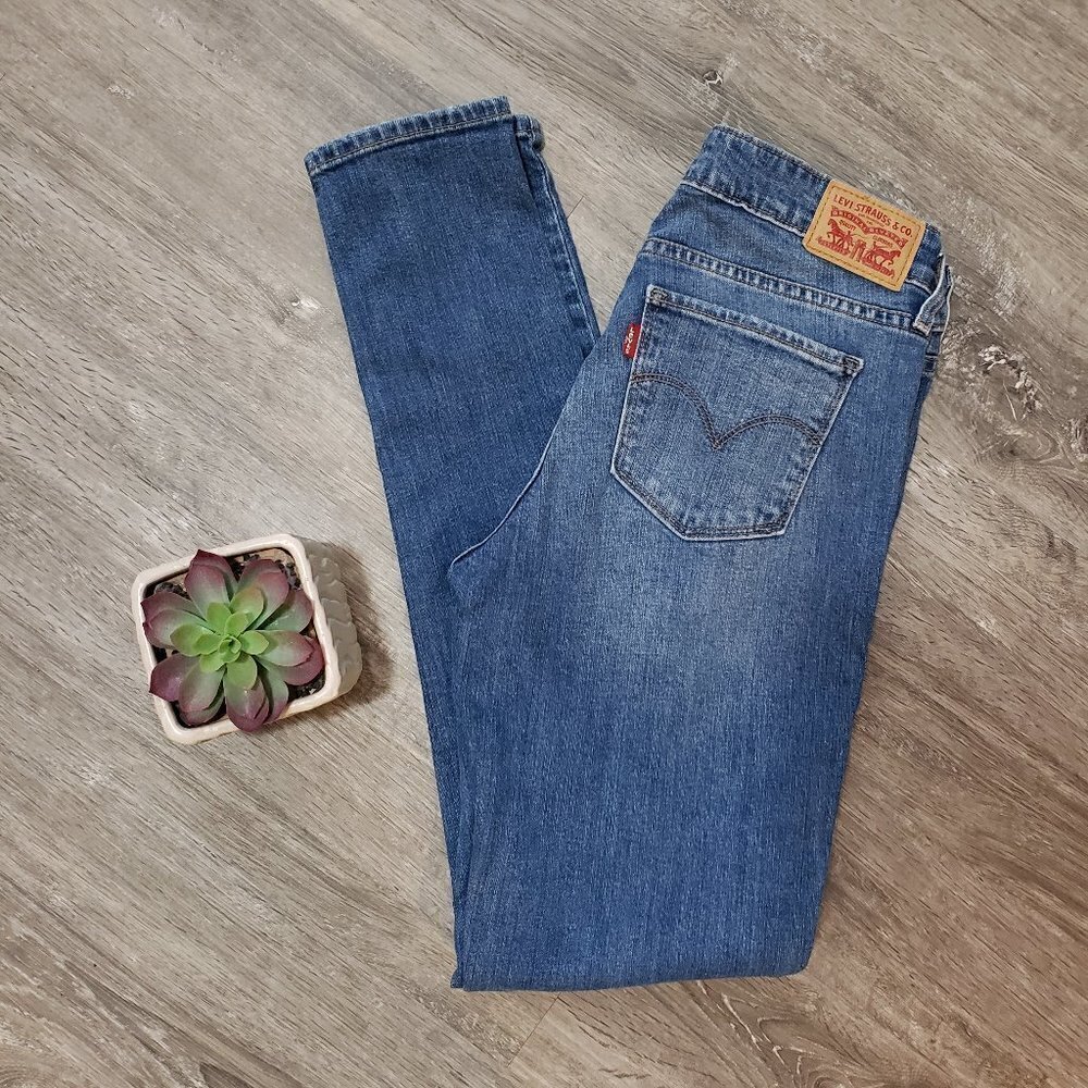 Levi's 711 High Rise Skinny Jeans Sz 28 Medium Wash